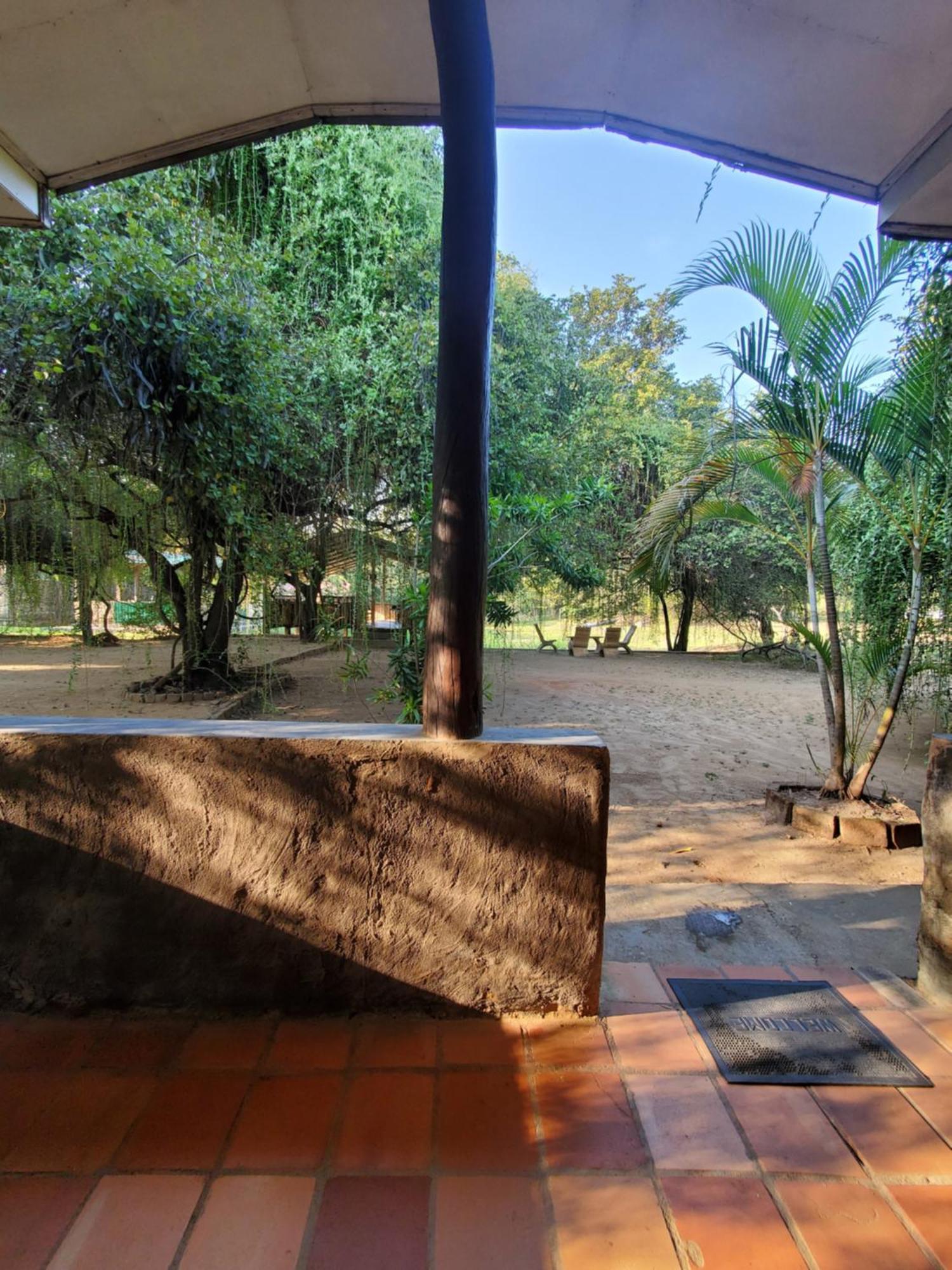 Clay Hut Village Polonnaruwa Exterior photo